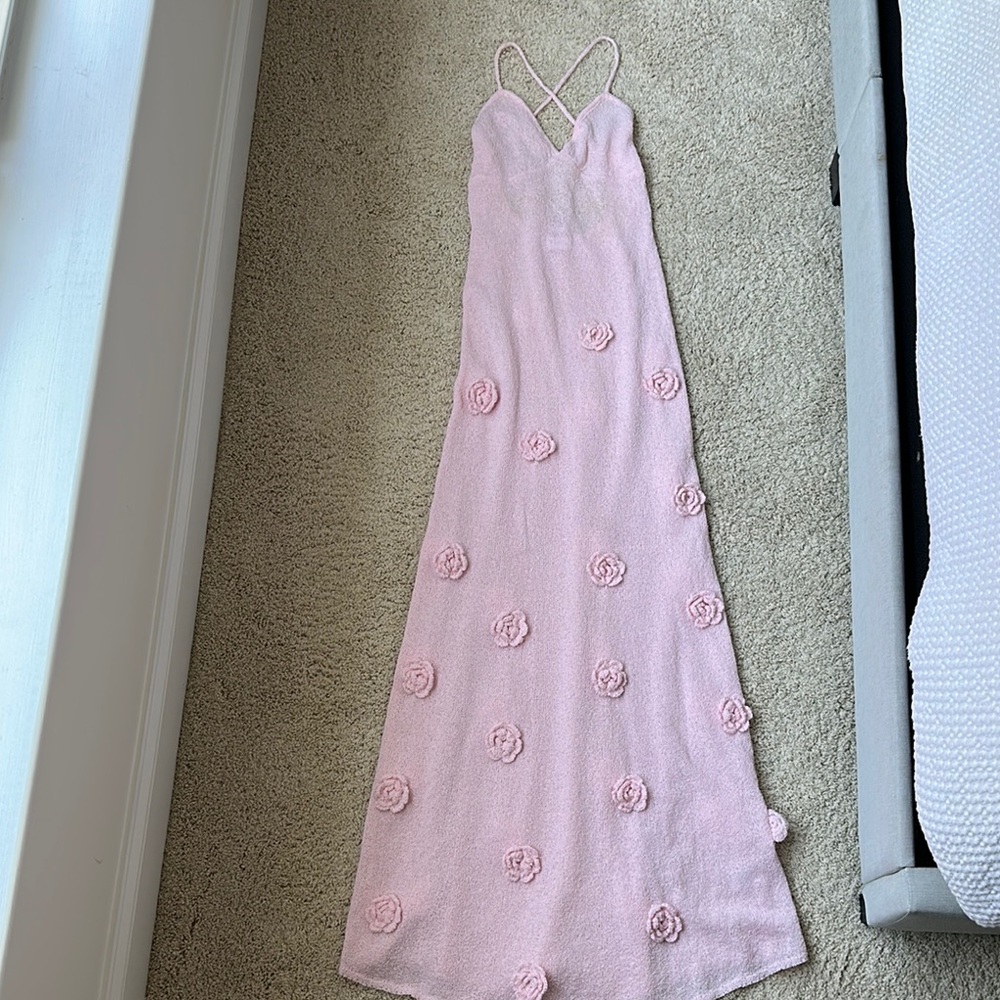 MESHKI Suki Knit Maxi Dress With Flowers - Baby Pink